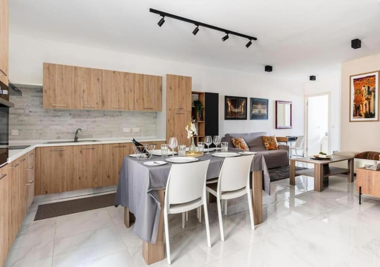 Sea View Luxury Apartment Brand New In Valletta Eksteriør billede